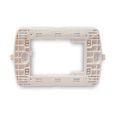 Supporto adattatore per placca Bticino LIGHT, LIVING LIGHT, bianco NA672